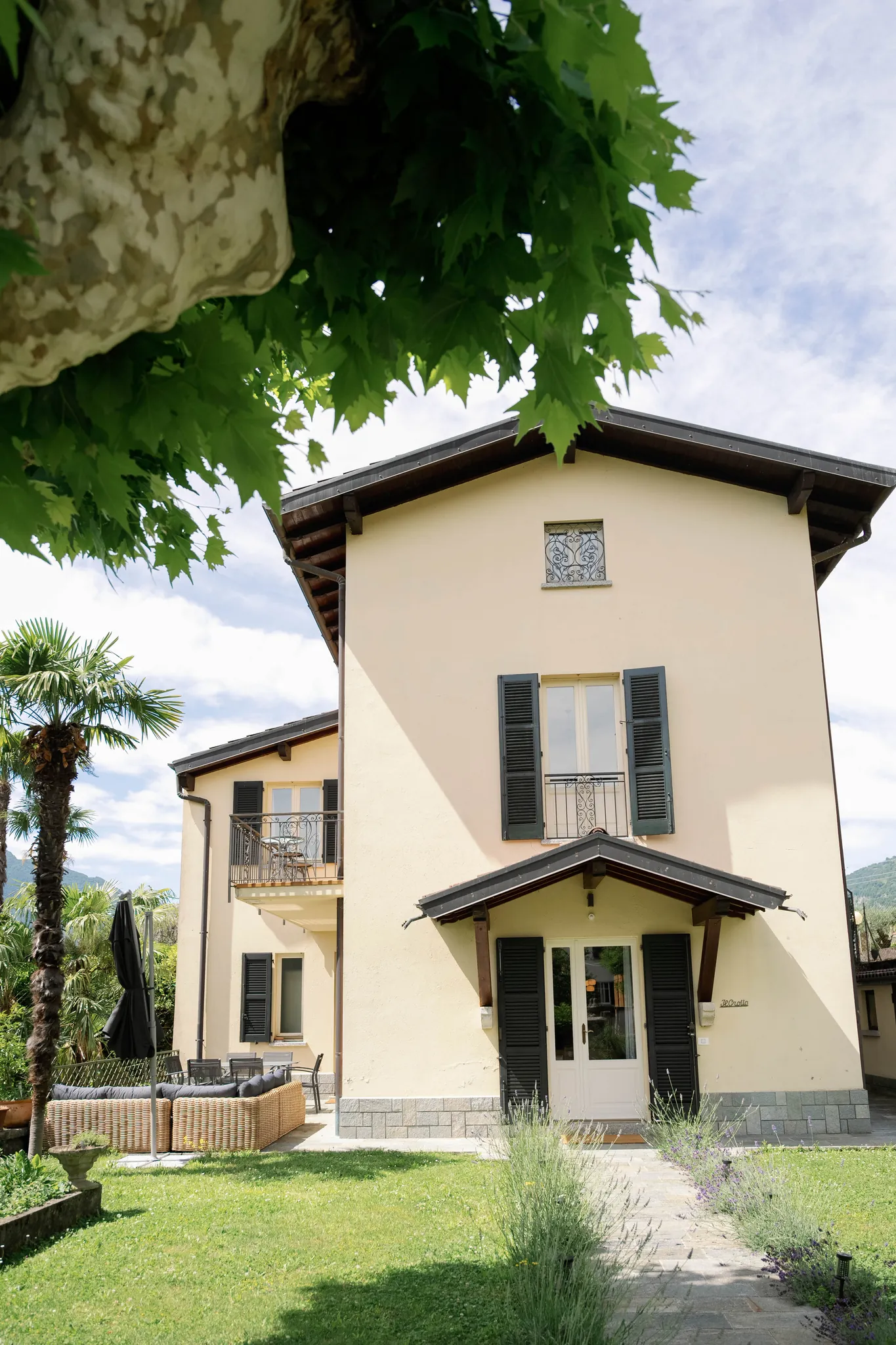 Aussenansicht / Haus · Platane – Cà de Sura