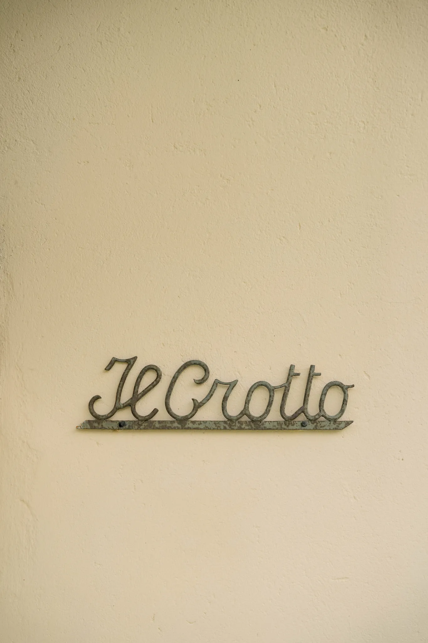Aussenansicht / Haus · „il Crotto“-Schild – Cà de Sura