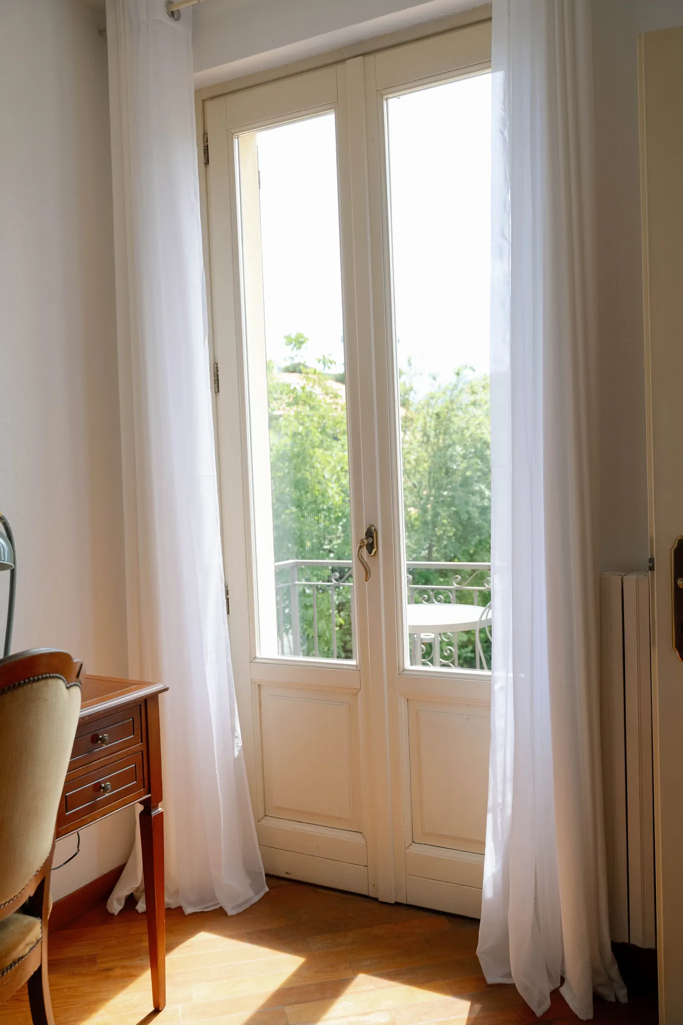Schlafzimmer Master · Ausblick – Cà de Sura