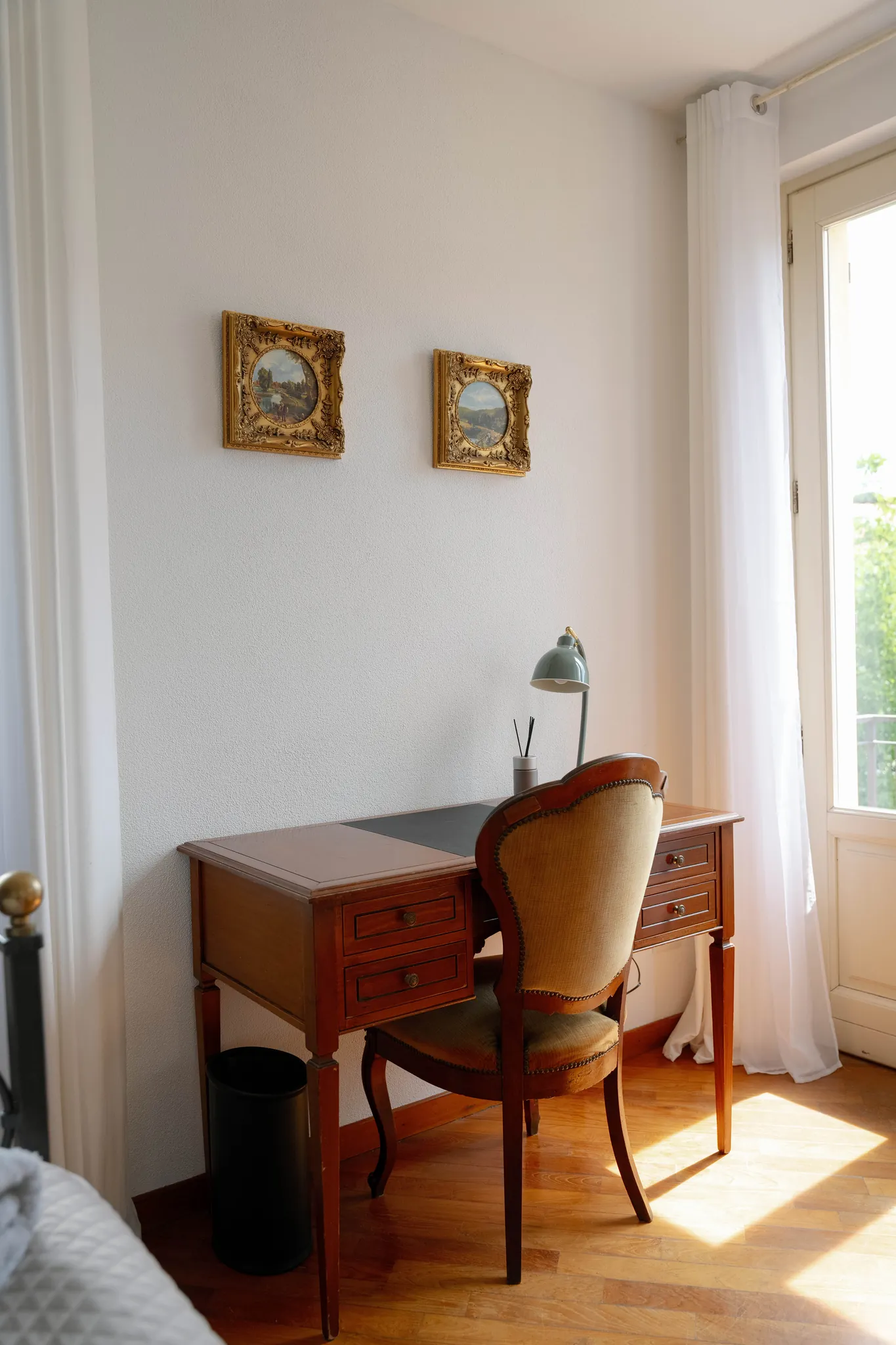 Schlafzimmer Master · Arbeitsplatz (3) – Cà de Sura