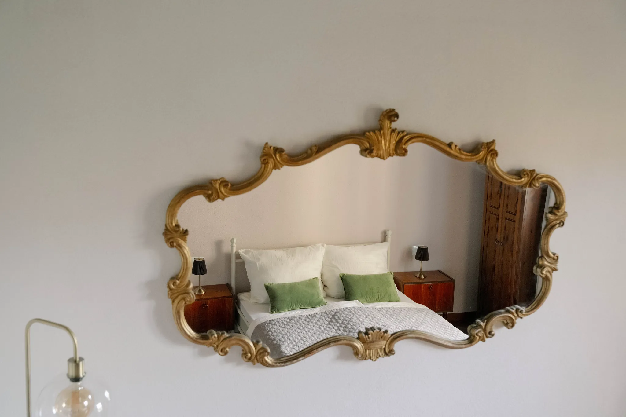 Schlafzimmer Lago · Spiegel (2) – Cà de Sura